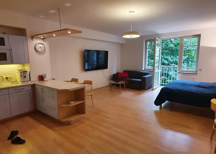 Apartman 46M2 S Balkonem V Lazenskem Centru