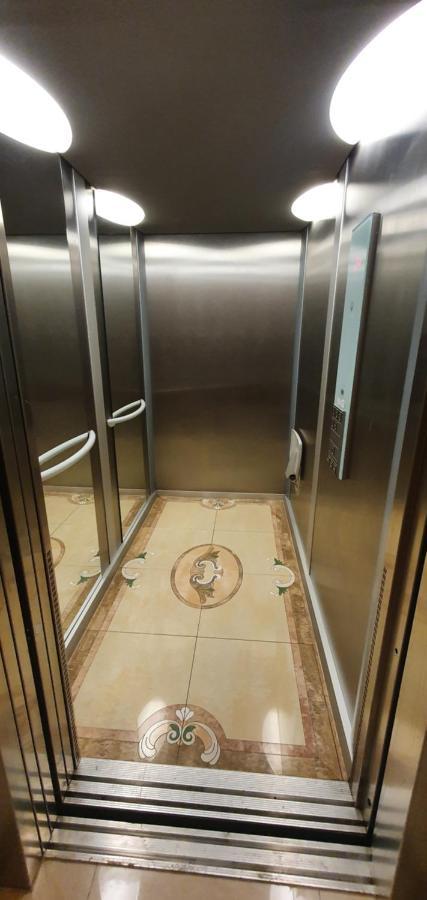 Apartment 46m2 S Balkonem V Lazenskem Centru Karlovy Vary