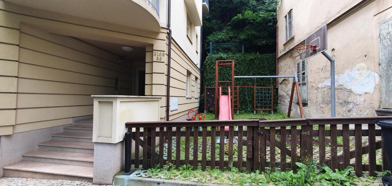 46m2 S Balkonem V Lazenskem Centru Apartment *